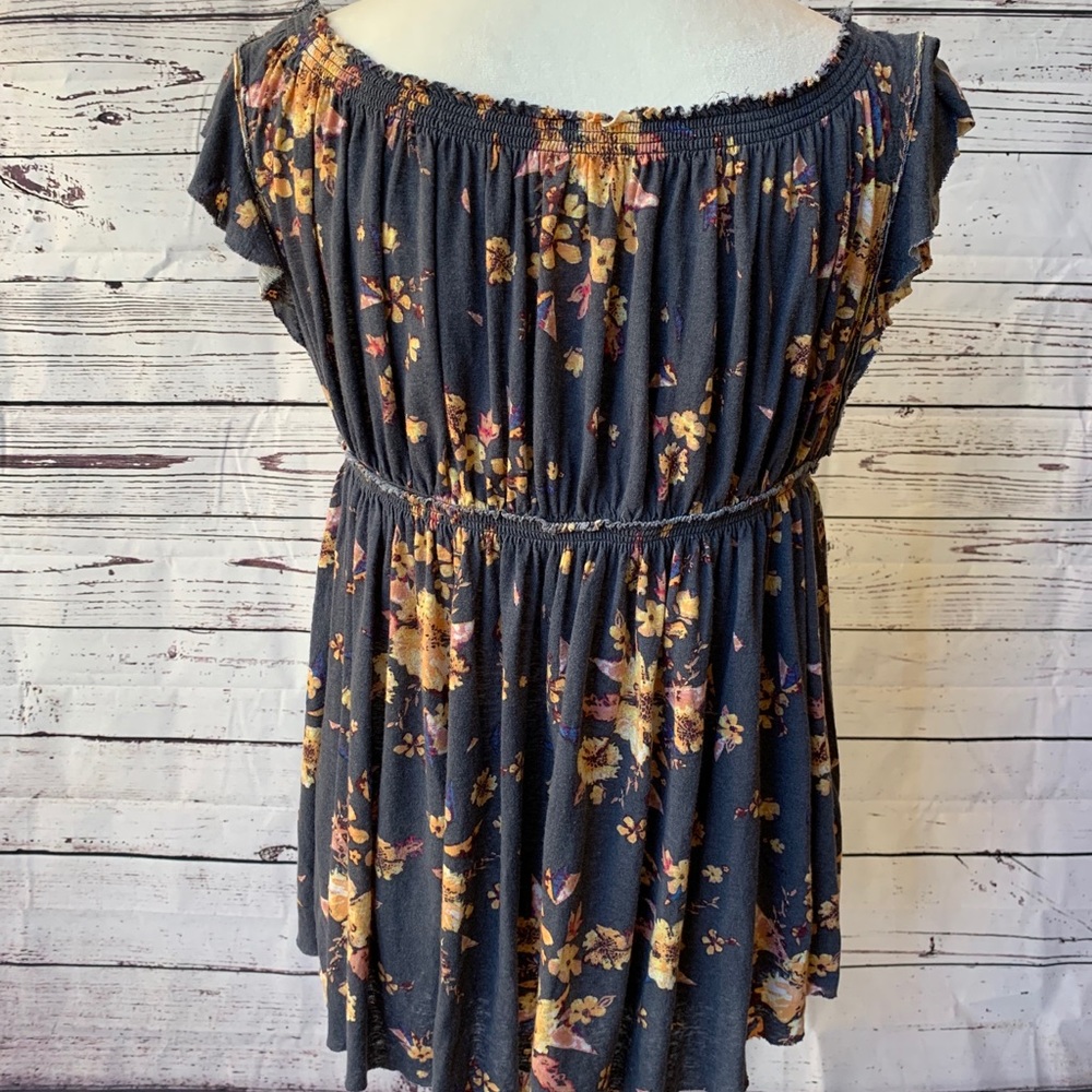 We The Free People Floral Top Shirt size M Blue - Picture 6 of 6